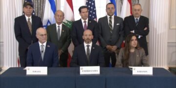 Israel, Líbano e EUA assinam acordo histórico de paz
