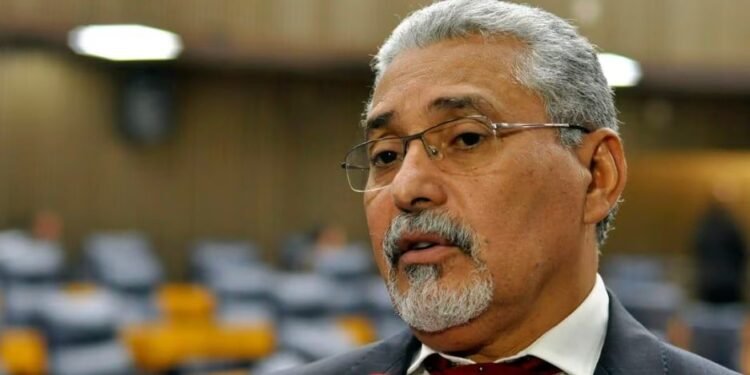 Vereador petista é preso em operação contra lavagem de dinheiro do PCC