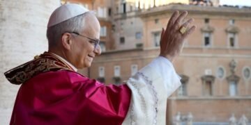 Papa Leão 14 diz que abusos sexuais na Igreja Católica são praga e pede reparação às vítimas