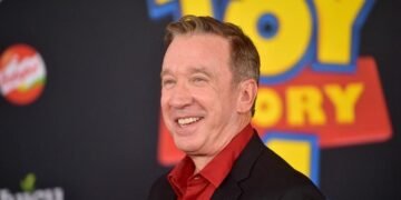 Tim Allen relata arrependimento e encontro com Deus na prisão