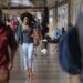 Mais da metade dos graduandos já abdicaram de estudos para cuidar de f