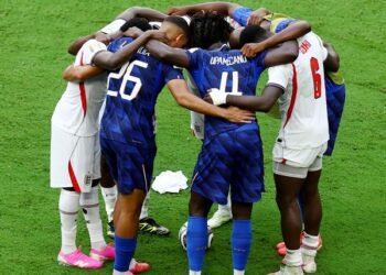 Copa do Mundo 2026: jogadores da Inglaterra e França oram juntos