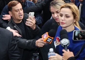 STJ mantém prisão da influenciadora Deolane Bezerra