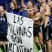 Ato de jogadores argentinos reacende debate sobre domínio das Malvinas