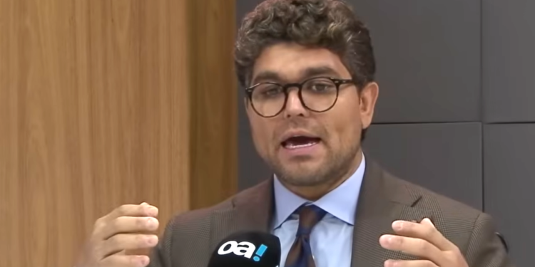 Empresário diz que foi alvo do MP por permitir célula cristã em sua empresa