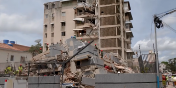 Fiéis sobrevivem após templo ser atingido por terremoto: “Deus quis nos salvar”