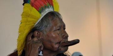 Cacique Raoni apresenta boa evolução clínica e vai para enfermaria