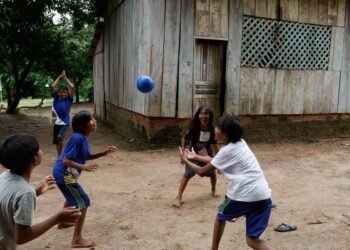 Unicef mapeia cidades onde crianças estão expostas a riscos ambientais