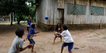Unicef mapeia cidades onde crianças estão expostas a riscos ambientais