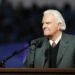 Billy Graham define Deus: “Apesar do pecado e rebeldia, Ele nos ama”