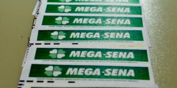 Veja os números da mega-sena sorteados neste sábado (4)
