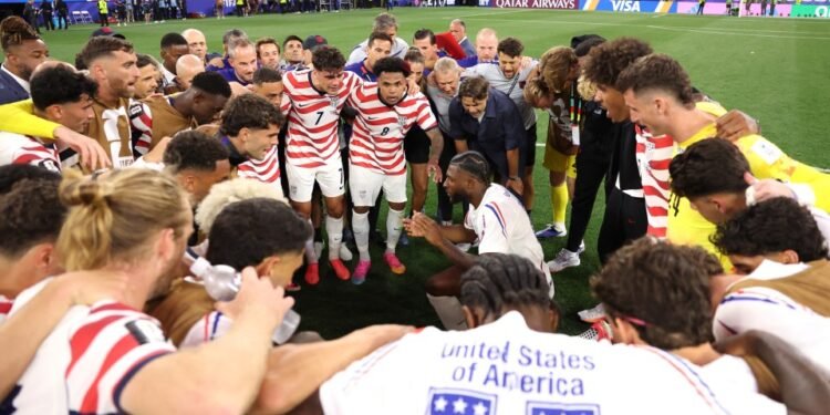 Fé em campo: jogadores transformam Copa do Mundo em testemunho