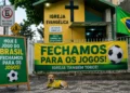 Igreja cancela culto durante jogo do Brasil: opiniões divididas