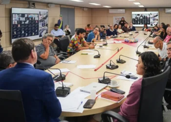 Após evangélicos, PT divulga carta aos católicos para 2026