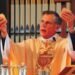 Morre Jerry Lamb, bispo da diocese que se dividiu por debate LGBT