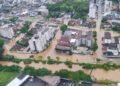 Frente fria oscila sobre SC e traz risco de temporais e enxurradas