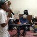 Com 25 anos, grupo musical de pacientes psiquiátricos lança novo álbum