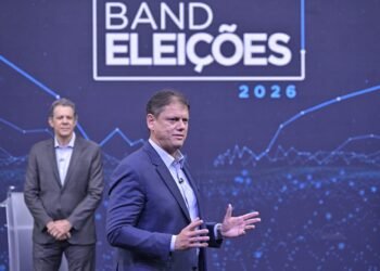 Tarcísio de Freitas expressa gratidão a Bolsonaro: ‘Não tenho vergonha’