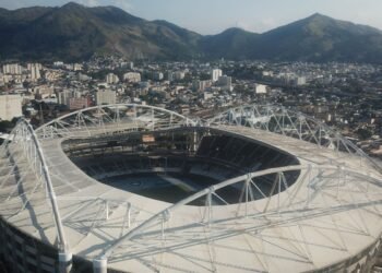 Ventania no Rio adia Botafogo x Fluminense pelo Brasileirão Feminino