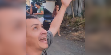 Homem prega durante terremoto na Colômbia: “Amem a Deus sobre todas as coisas”
