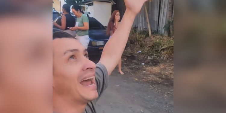 Homem prega durante terremoto na Colômbia: “Amem a Deus sobre todas as coisas”