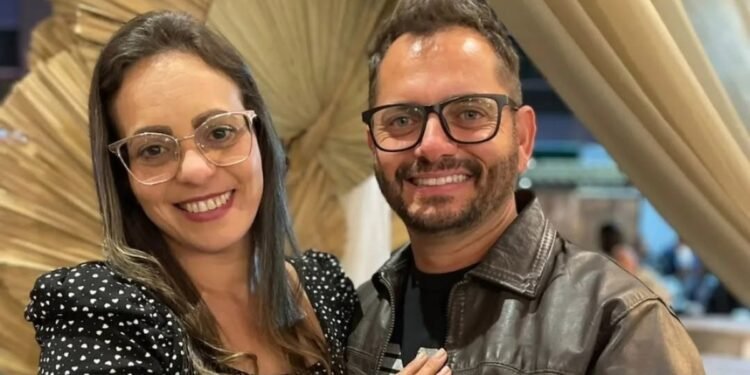 Casal de cantores cristãos morre em acidente a caminho de culto em MG