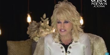 Lenda do Country, Dolly Parton morre aos 80 anos: “Está nos braços de Jesus”