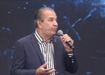 STF inicia ação penal contra Silas Malafaia por declarações em protesto