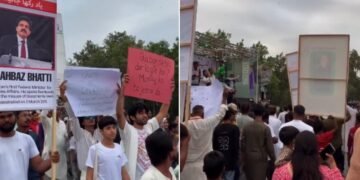 Milhares de cristãos vão às ruas protestar por liberdade religiosa no Paquistão