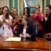 Massachusetts aprova lei que permite aborto até o fim da gestação