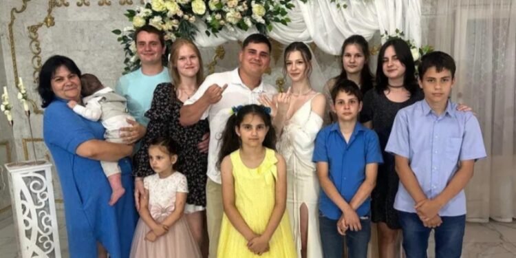 Família cristã morre após míssil russo atingir casa na Ucrânia: “Eram exemplares”