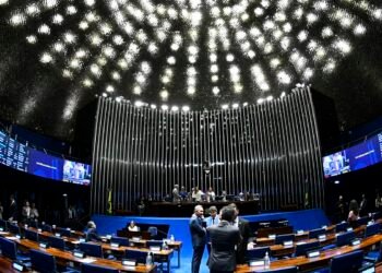 Após recesso, Congresso retoma trabalhos nesta semana