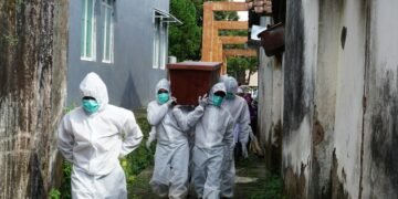 Ebola mata pastores na RD Congo, mas igrejas permanecem firmes na linha de frente