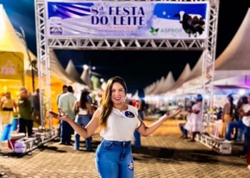 Cristiane Lopes destaca força da produção leiteira durante Festa do Leite em Nova Mamoré