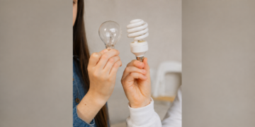 Conta de luz fica 10,63% mais barata em Rondônia