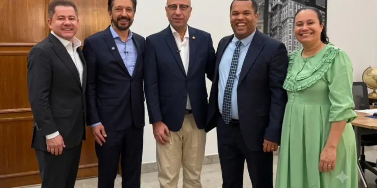 Prefeito confirma autorização para evangelismo na Praça da Sé