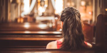 Pastor lamenta missionária encontrada morta em mala na Grécia