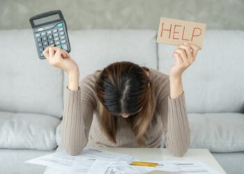 Como evitar crise financeira: passos bíblicos essenciais