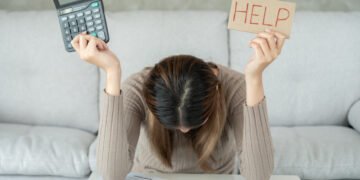 Como evitar crise financeira: passos bíblicos essenciais