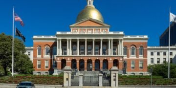 Massachusetts permite abortos até o nascimento com nova lei
