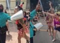 Pregador de rua é ridicularizado durante evangelismo em SP