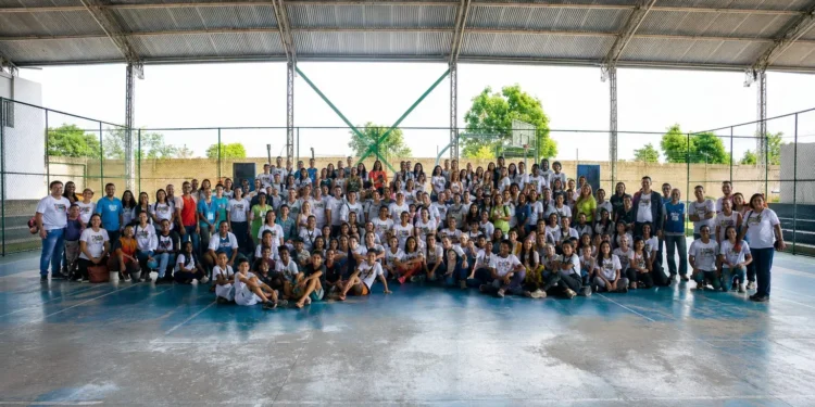 Comunidade Feliz com Jesus abre inscrições para 80 voluntários