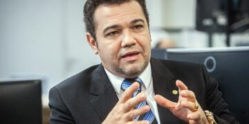 PSC anuncia investigação sobre caso Feliciano e Patrícia Lélis afirma: “Sempre souberam”