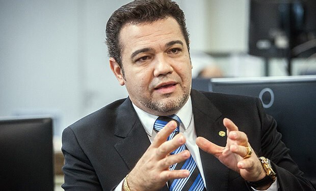 PSC anuncia investigação sobre caso Feliciano e Patrícia Lélis afirma: “Sempre souberam”