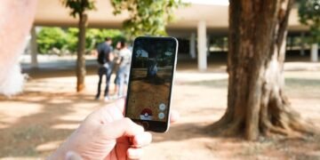 Pokémon Go mobiliza caça a personagens em igrejas e cemitérios