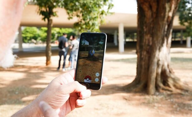 Pokémon Go mobiliza caça a personagens em igrejas e cemitérios