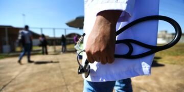 STJ restabelece sanções a cursos de medicina com nota baixa no Enamed