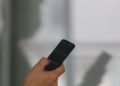 Mais de 830 mil celulares foram subtraídos em 2025, aponta relatório