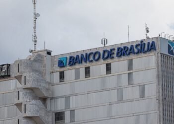 Caso Master: TCDF bloqueia até R$ 2,7 bi de ex-dirigentes do BRB