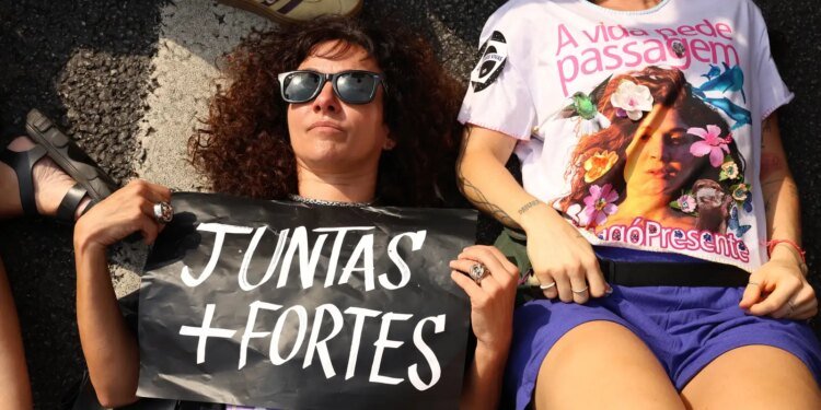 Pesquisa analisa propostas dirigidas às mulheres em planos de governo